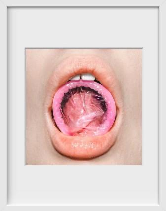 Lips Pillow Talk: No Glove, No Love